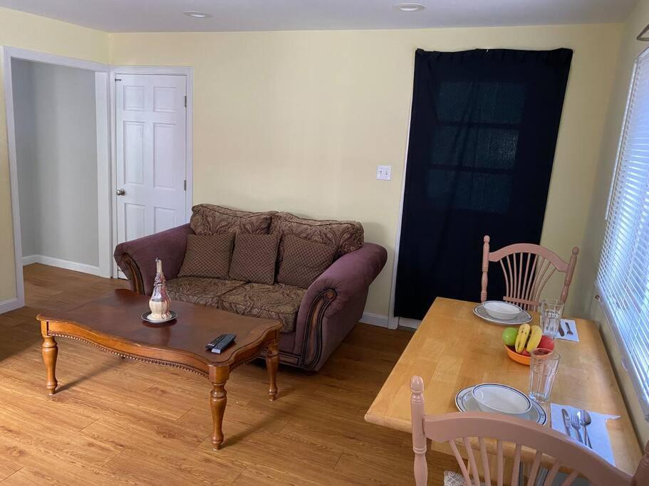 Sunny One Bedroom In Historic Downtown Dover Exteriér fotografie
